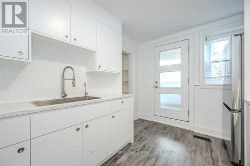 35 Meadowview Avenue, Guelph (Central West), ON - Indoor Photo Showing Kitchen