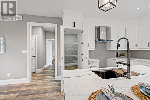 380 Highway 36, Kawartha Lakes (Bobcaygeon), ON - Indoor Photo Showing Kitchen With Double Sink