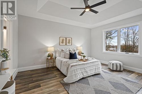 380 Highway 36, Kawartha Lakes (Bobcaygeon), ON - Indoor Photo Showing Bedroom