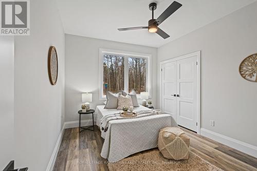 380 Highway 36, Kawartha Lakes (Bobcaygeon), ON - Indoor Photo Showing Bedroom