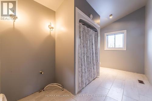 704 Tara Road, Smith-Ennismore-Lakefield, ON - Indoor