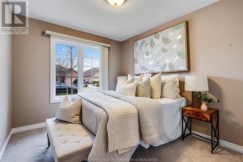 3141 Seville Avenue, Windsor, ON - Indoor Photo Showing Bedroom