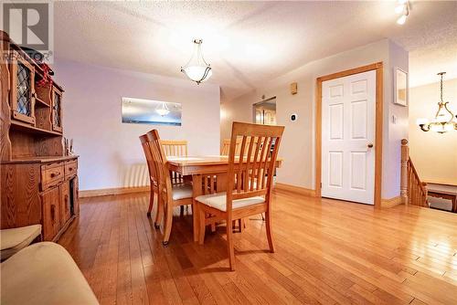 1024 Arthur Street, Sudbury, ON - Indoor Photo Showing Dining Room