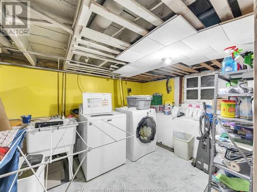 854 Jos Janisse, Windsor, ON - Indoor Photo Showing Laundry Room