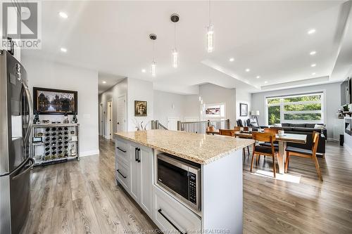 241 Sandybrook, Kingsville, ON - Indoor Photo Showing Kitchen With Upgraded Kitchen