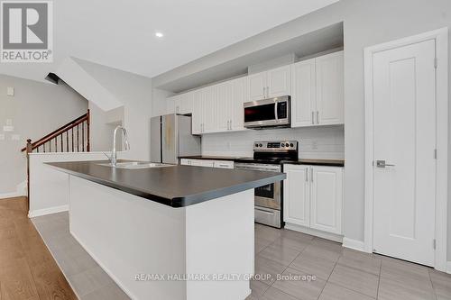 75 Gardenpost Terrace, Ottawa, ON - Indoor Photo Showing Kitchen