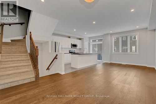 75 Gardenpost Terrace, Ottawa, ON - Indoor Photo Showing Kitchen