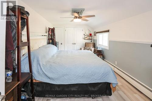 543 King Street, Welland (773 - Lincoln/Crowland), ON - Indoor Photo Showing Bedroom