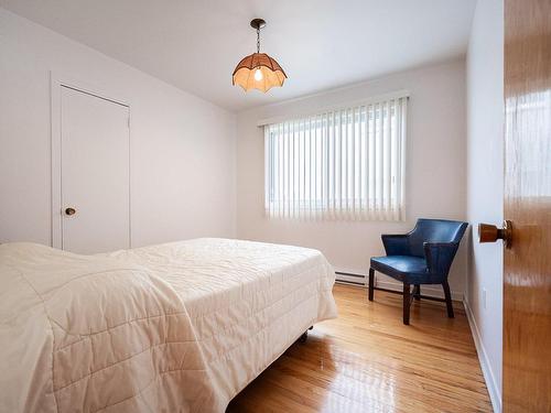 Bedroom - 949  - 951 Av. Châtelaine, Laval (Chomedey), QC - Indoor Photo Showing Bedroom