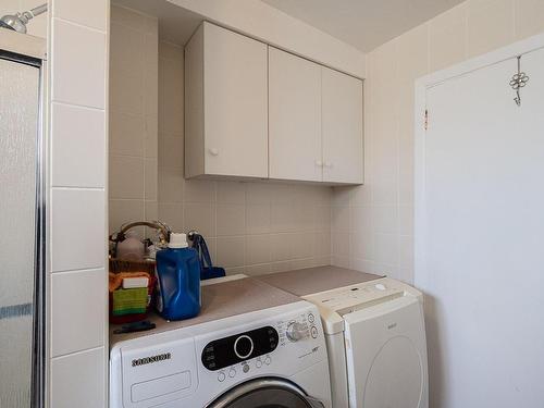 Laundry room - 949  - 951 Av. Châtelaine, Laval (Chomedey), QC - Indoor Photo Showing Laundry Room