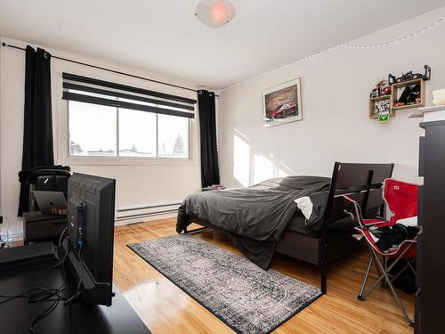 Bedroom - 949  - 951 Av. Châtelaine, Laval (Chomedey), QC - Indoor Photo Showing Bedroom