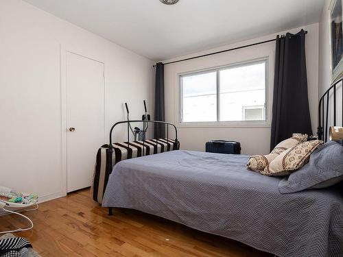 Bedroom - 949  - 951 Av. Châtelaine, Laval (Chomedey), QC - Indoor Photo Showing Bedroom