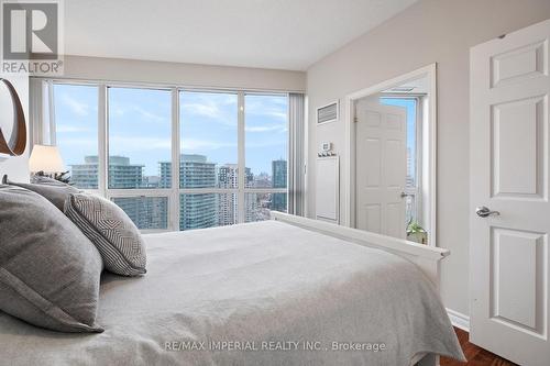 2210 - 18 Holmes Avenue, Toronto, ON - Indoor Photo Showing Bedroom