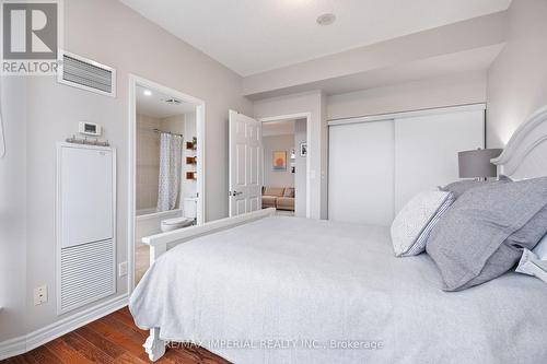 2210 - 18 Holmes Avenue, Toronto, ON - Indoor Photo Showing Bedroom