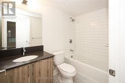 308 - 58 Lakeside Terrace, Barrie, ON - Indoor Photo Showing Bathroom