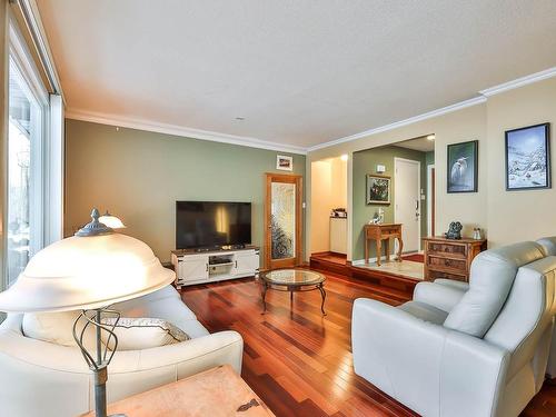 Salon - 274 Rue Maclaren O., Gatineau (Buckingham), QC - Indoor Photo Showing Living Room