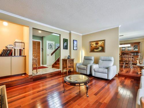 Salon - 274 Rue Maclaren O., Gatineau (Buckingham), QC - Indoor Photo Showing Living Room