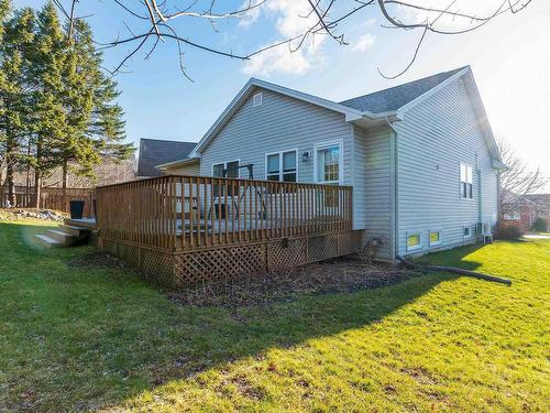 210 Summer Field Way, Portland Hills, NS 