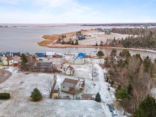 25 Riverside Drive, North Rustico, PE 