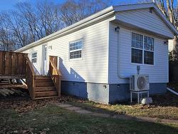 6 OAKWOOD Crescent  Charlottetown, PE C1A 6R1