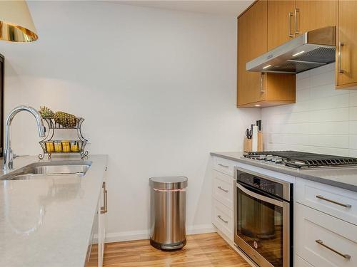 303-745 Travino Lane, Saanich, BC - Indoor Photo Showing Kitchen With Double Sink