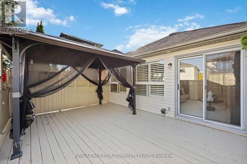 471 Silken Laumann Drive, Newmarket, ON - Outdoor With Exterior