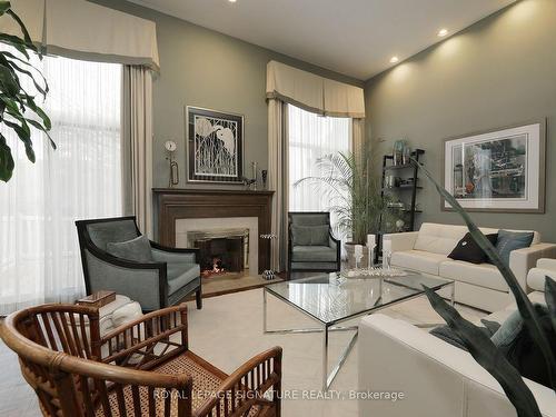 54 Stillwater Cres, Toronto, ON - Indoor Photo Showing Living Room With Fireplace