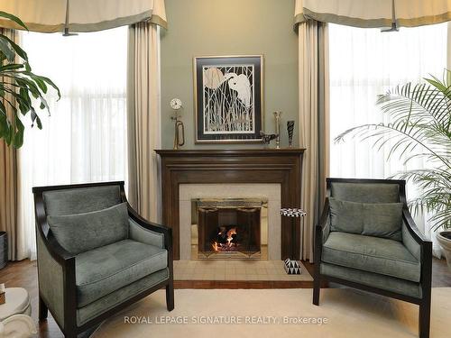 54 Stillwater Cres, Toronto, ON - Indoor Photo Showing Living Room With Fireplace