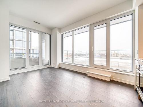 807-2020 Bathurst St, Toronto, ON - Indoor Photo Showing Other Room