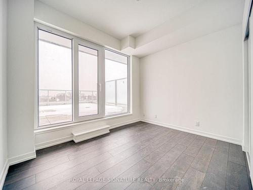 807-2020 Bathurst St, Toronto, ON - Indoor Photo Showing Other Room