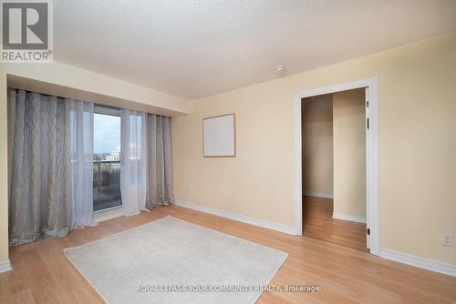 906 - 15 North Park Road, Vaughan, ON - Indoor Photo Showing Other Room