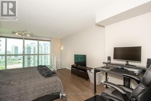 2301 - 155 Legion Road N, Toronto, ON - Indoor