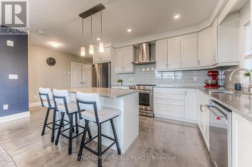 303 - 249 Grey Silo Road, Waterloo, ON - Indoor Photo Showing Kitchen With Upgraded Kitchen