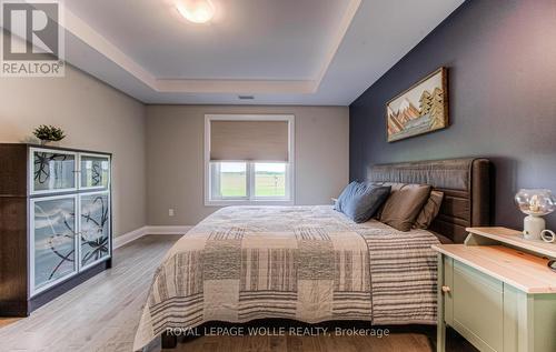 303 - 249 Grey Silo Road, Waterloo, ON - Indoor Photo Showing Bedroom