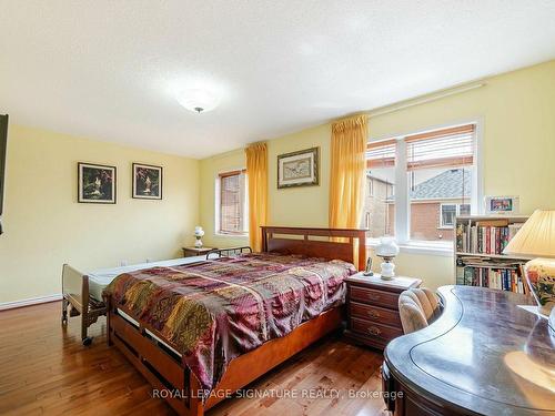 7 Via Cassia Dr, Toronto, ON - Indoor Photo Showing Bedroom