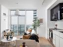 3401-33 Shore Breeze Dr, Toronto, ON  - Indoor Photo Showing Living Room 