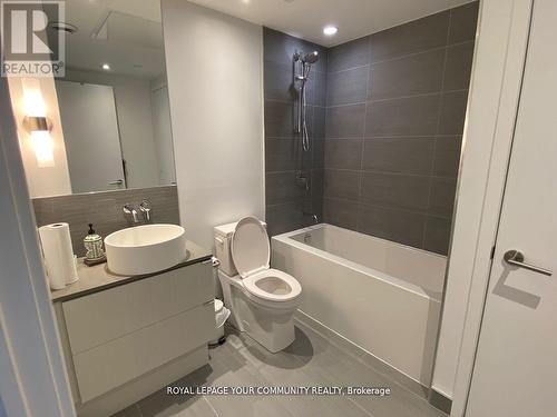 4306 - 161 Roehampton Avenue, Toronto, ON - Indoor Photo Showing Bathroom