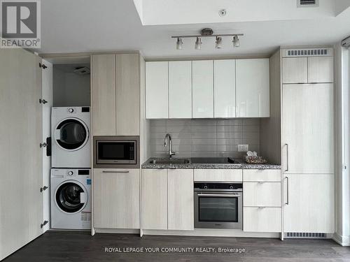 3511 - 115 Blue Jays Way, Toronto, ON - Indoor Photo Showing Laundry Room