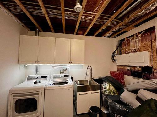 339 Ruby Crescent, Thunder Bay, ON - Indoor Photo Showing Laundry Room