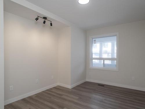 125 Court St S, Thunder Bay, ON - Indoor Photo Showing Other Room