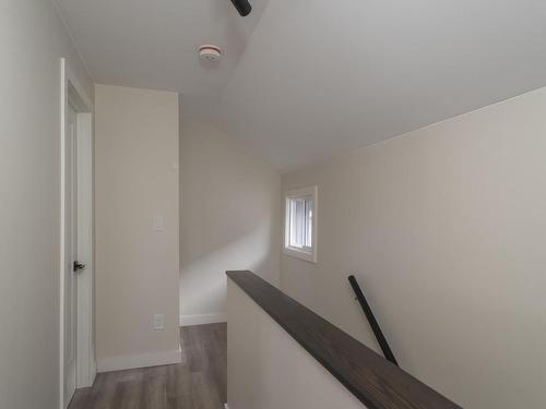 125 Court St S, Thunder Bay, ON - Indoor Photo Showing Other Room