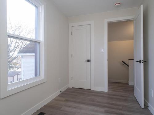 125 Court St S, Thunder Bay, ON - Indoor Photo Showing Other Room