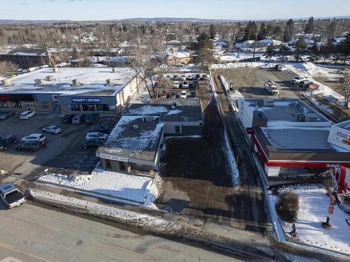 860 Red River Road, Thunder Bay, ON 