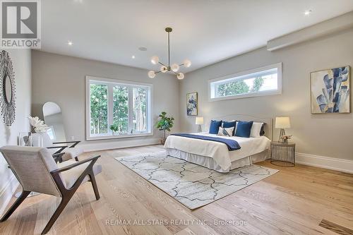 27088 Kennedy Road, Georgina, ON - Indoor Photo Showing Bedroom