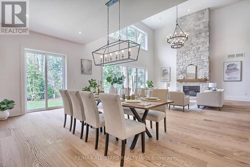 27088 Kennedy Road, Georgina, ON - Indoor Photo Showing Dining Room