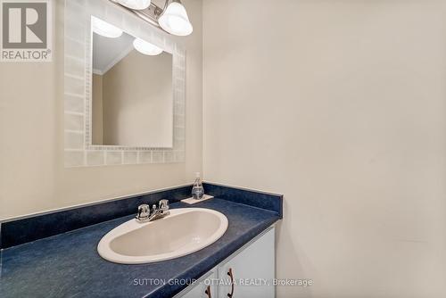 969 Avignon Court, Ottawa, ON - Indoor Photo Showing Bathroom