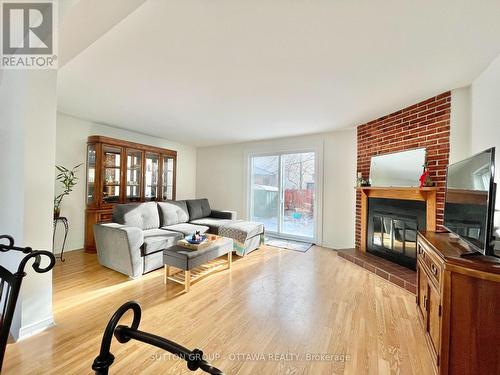 969 Avignon Court, Ottawa, ON - Indoor Photo Showing Living Room With Fireplace