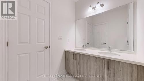 1356 Apollo Street, Oshawa, ON - Indoor Photo Showing Bathroom