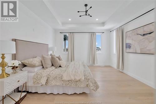 11 Cypress Pointe, Leamington, ON - Indoor Photo Showing Bedroom