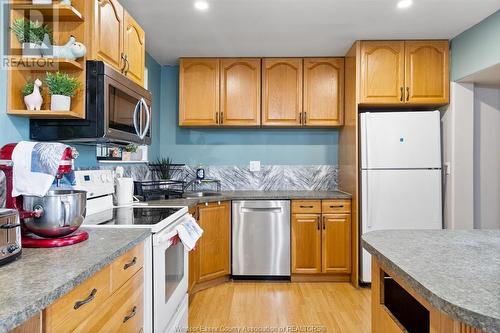 525 Highway 77, Leamington, ON - Indoor Photo Showing Kitchen